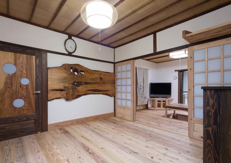 耳付き板